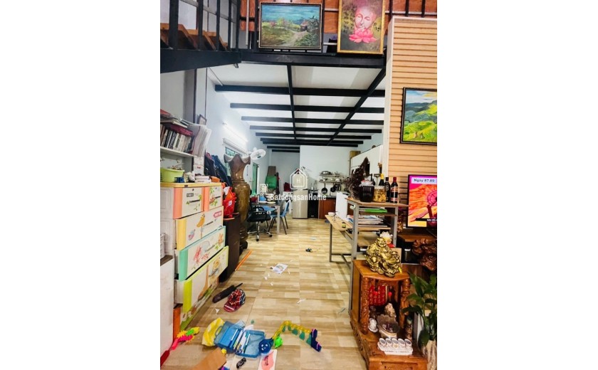 Bán nhà  đường Số 44, Phước Long A, Q.9, TP HCM. DT 110 m2, 2 tầng, 2PN, SH. Giá 8.9 tỷ.